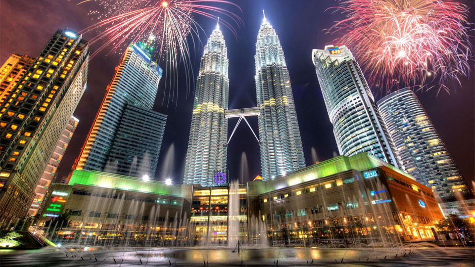 Chiêm ngưỡng tháp đôi Petronas – Niềm kiêu hãnh của đất nước Malaysia - ảnh 5