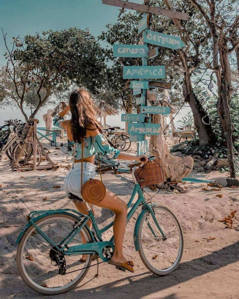 Xe đạp là phương tiện di chuyển phổ biến tại các đảo Gili 