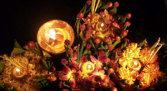 Loy Krathong-Lễ hội hoa đăng